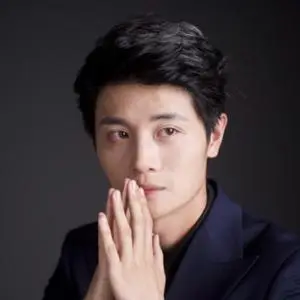 《和离后双穿，权臣前夫他急红了眼（82集）苏凝&刘方为（夸克网盘）》短剧封面