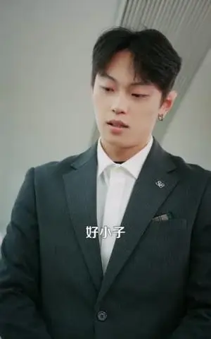 《透视神医纵横都市（118集）杨力＆黎沐清（夸克网盘）》短剧封面
