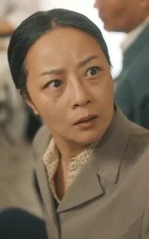 《偏心老太重生改命（80集）孔盈智&孔德锋（夸克网盘）》短剧封面