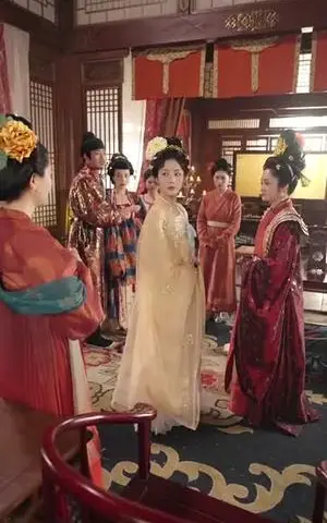 《朱门骨（76集）裴子添&黄云云（夸克网盘）》短剧封面