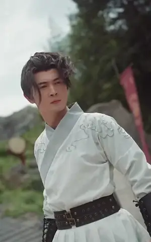 《镇龙天王（99集）》短剧封面