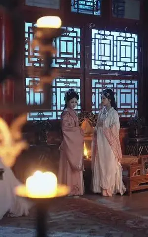 《王妃和公鸡拜堂后，王爷气得爬了二里地（73集）邹柯俊＆郁葱（夸克网盘）》短剧封面