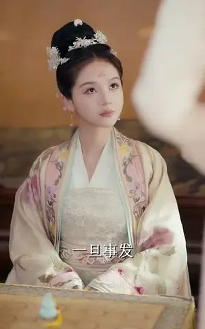 《弹幕教我来宫斗（109集）段美洋＆常丹丹（夸克网盘）》短剧封面