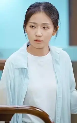 《离婚后父子悔不当初（70集）张祥玥＆钟莹玲（夸克网盘）》短剧封面