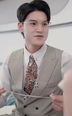 《青春不死常胜不衰（60集）（夸克网盘）》短剧封面