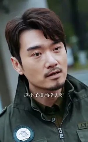 《绝世龙王在都市》短剧封面