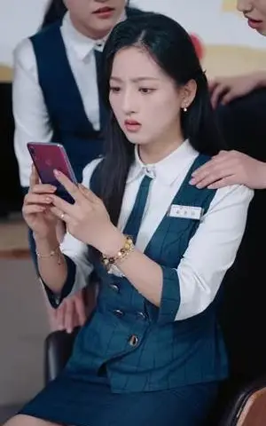 《求求你收手吧，演习早结束了（84集）潘悦铭（夸克网盘）》短剧封面