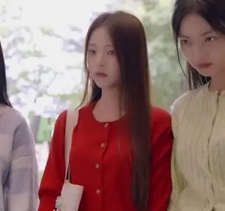 《【中字】韩国网剧-我今天和三个人结婚了(夸克网盘)》短剧封面