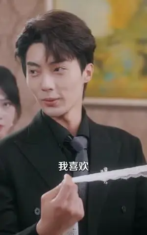 《野玫瑰之刃（96集）刘兰博（夸克网盘）》短剧封面