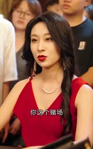 《我妈押上了我的一切（72集）侯雨彤》短剧封面