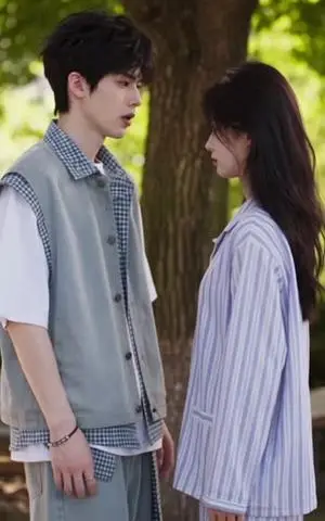 《恋爱：老婆你别说了我害怕（105集）（夸克网盘）》短剧封面