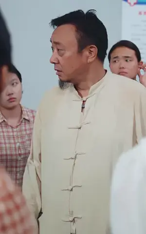 《乡镇大亨：从辞职返乡开始（86集）刘峰硕&知意（夸克网盘）》短剧封面