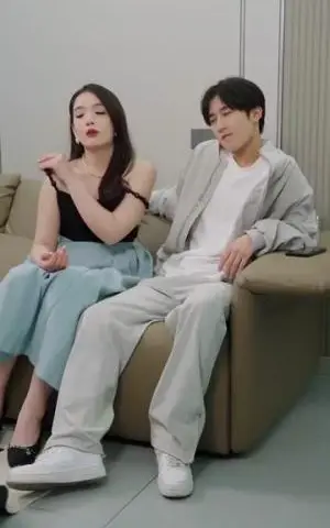 《大夏脊梁（80集）（夸克网盘）》短剧封面
