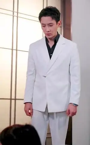 《今夜星辰闪耀（30集）将欣奇＆朱馨玉（夸克网盘）》短剧封面