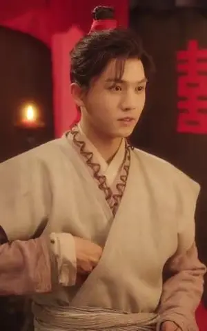《苟在深山，女儿把我吹成神（82集）莫文卓＆陈海沛（夸克网盘）》短剧封面