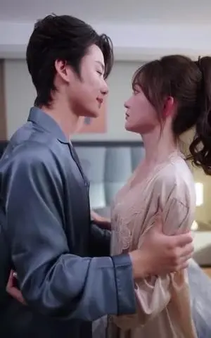 《与他半日婚甜（69集）李子杰＆查祎琛（夸克网盘）》短剧封面
