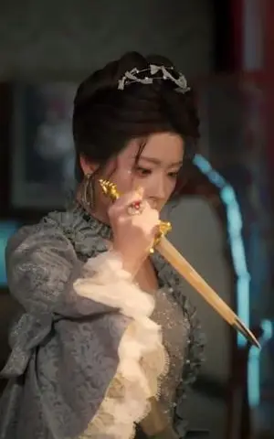 《救命！奶狗男友竟是生存游戏大BOSS（67集）金佳遇＆熊安妮（夸克网盘）》短剧封面