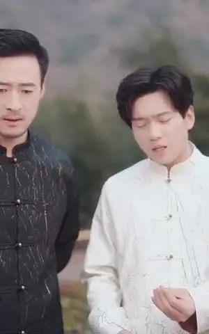 《闪婚甜妻每天都在线打脸（58集）刘艾&李之（夸克网盘）》短剧封面
