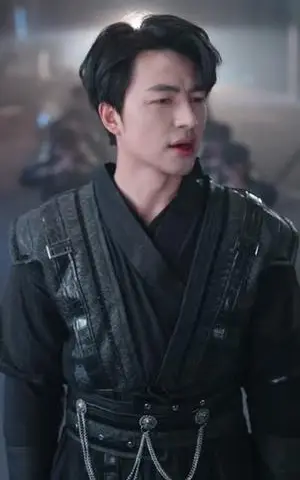 《误入女总裁新房，冥王沦陷了（80集）吴昊＆张亚迪（夸克网盘）》短剧封面
