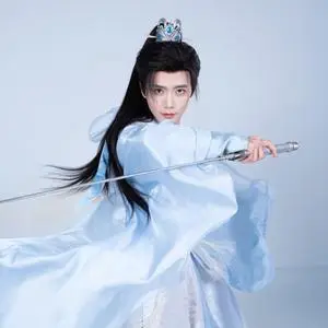 《我凭偷听万物心声走向人生巅峰（107集）夏锦沐&玖玖&江路祺（夸克网盘）》短剧封面