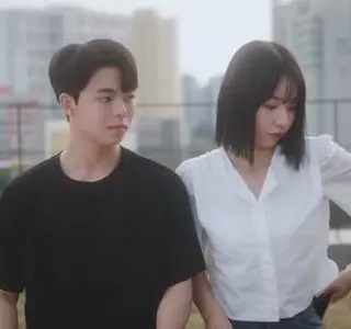《【中字】韩国网剧-不知道抖音的男人,走过最多的路就是女友的套路(夸克网盘)》短剧封面