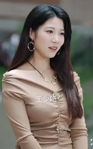《独享超级折上折（80集）刘奕辰＆王煎妮》短剧封面