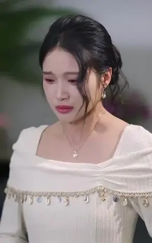 《前夫的秘密我知道(62集)古铭瀚&黄丽婷(夸克网盘)》短剧封面