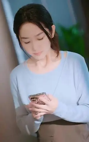 《我心向远航（81集）李引＆孟嘉鑫（夸克网盘）》短剧封面