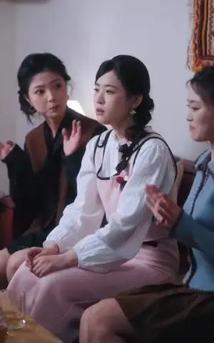 《桔梗盛开时＆她的小桔梗（92集）李泉成＆翟一莹（夸克网盘）》短剧封面
