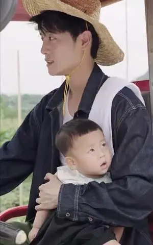 《新版：荣归（86集）昕妍（夸克网盘）》短剧封面