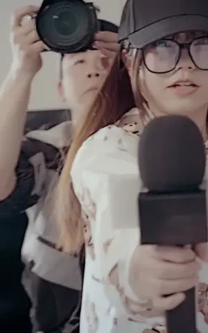 《消失的妻子》短剧封面