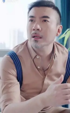 《父亲归来（34集）（夸克网盘）》短剧封面
