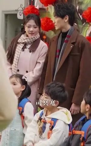 《家有萌宝爸比好厉害（100集）李欣怡（夸克网盘）》短剧封面