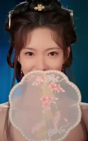 《妖妃驾到（85集）张洪鸣＆崔一梁（夸克网盘）》短剧封面