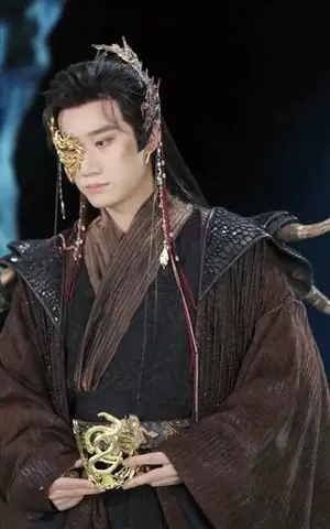 《蛇君归来（101集）魏家乐＆宋哲伦（夸克网盘）》短剧封面