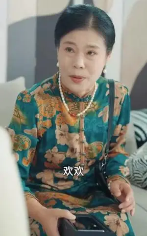 《我死后妈妈再也不偏心了（72集）（夸克网盘）》短剧封面