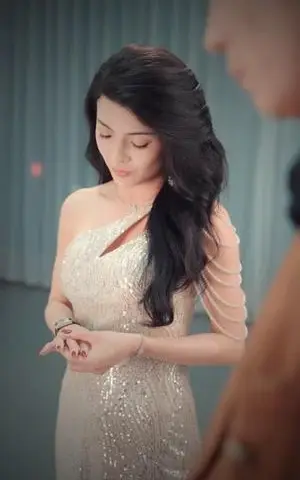 《我的被窝藏女神（60集）张紫淋&钱谦&陈若茜&郑梓婷儿》短剧封面