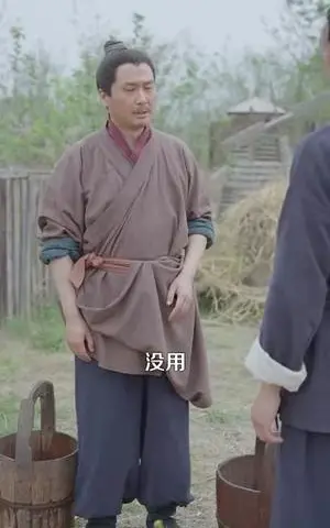 《被赶出家门从捞鱼开始致富（142集）张子安＆涂鑫艺（夸克网盘）》短剧封面