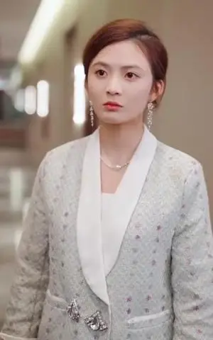 《完美新世界（100集）胡家豪＆刘美娜（夸克网盘）》短剧封面