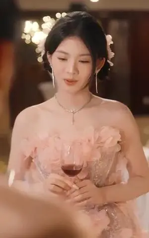 《我家来了老祖宗（79集）王亦宸＆孙露鹭（夸克网盘）》短剧封面