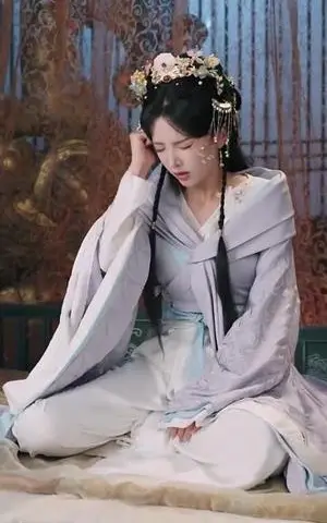 《偷听心声之妖妃的职业素养（70集）鲍李宁＆徐良》短剧封面