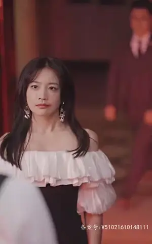 《全城都在等我当女主（100集）》短剧封面