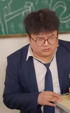 《是你要分手的，我走了你又哭啥（83集）傅宇航＆陈朝玉（夸克网盘）》短剧封面