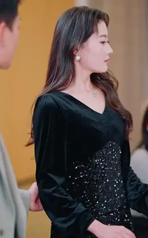 《什么继承家业，我这叫为人民服务（92集）（夸克网盘）》短剧封面