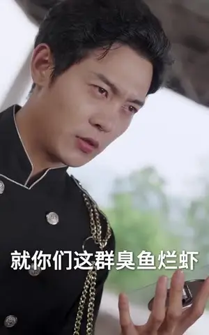 《战神回归：开局我被判无期（83集）》短剧封面