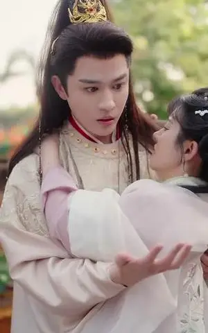 《侧妃娇软薄情太子轻点宠（80集）廖慧敏&蒙恩（夸克网盘）》短剧封面