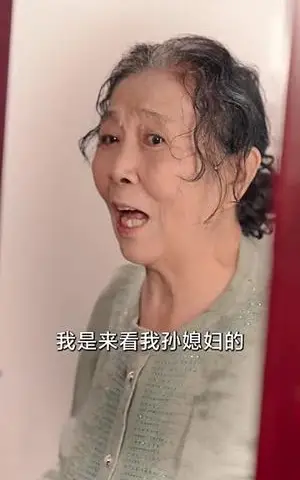 《继承家产后前妻抛下白月光跪求我原谅&外卖员竟是万亿大佬前妻悔不当初（64集）（夸克网盘）》短剧封面