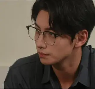 《小姨陪睡&家教老师&温柔的小姨（完整版） 教母eliy 最新 擦边短剧-夸克网盘》短剧封面
