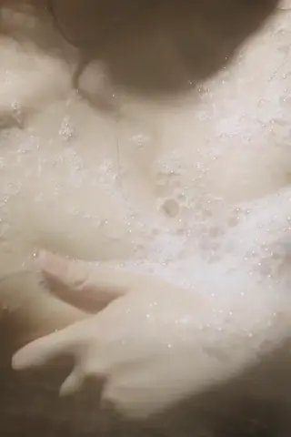 《擦边短剧：监视欲望（迅雷网盘）》短剧封面
