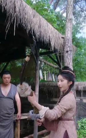 《穿成继母后我改造全家种田忙（75集）苏嘉&程七月》短剧封面